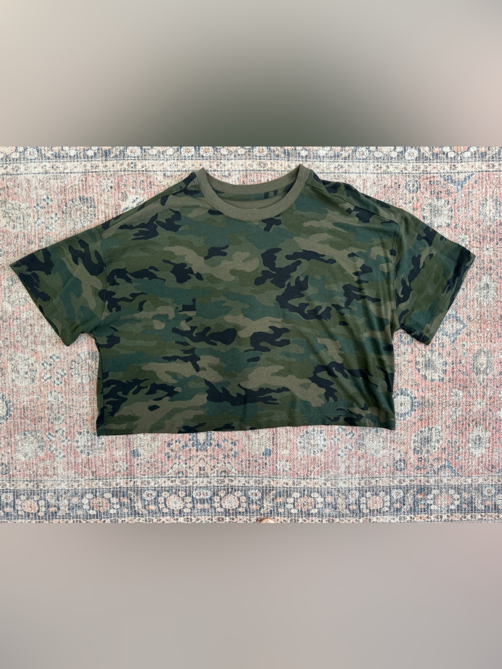 Offline By Aerie Let’s Stretch Cropped Camo TShirt